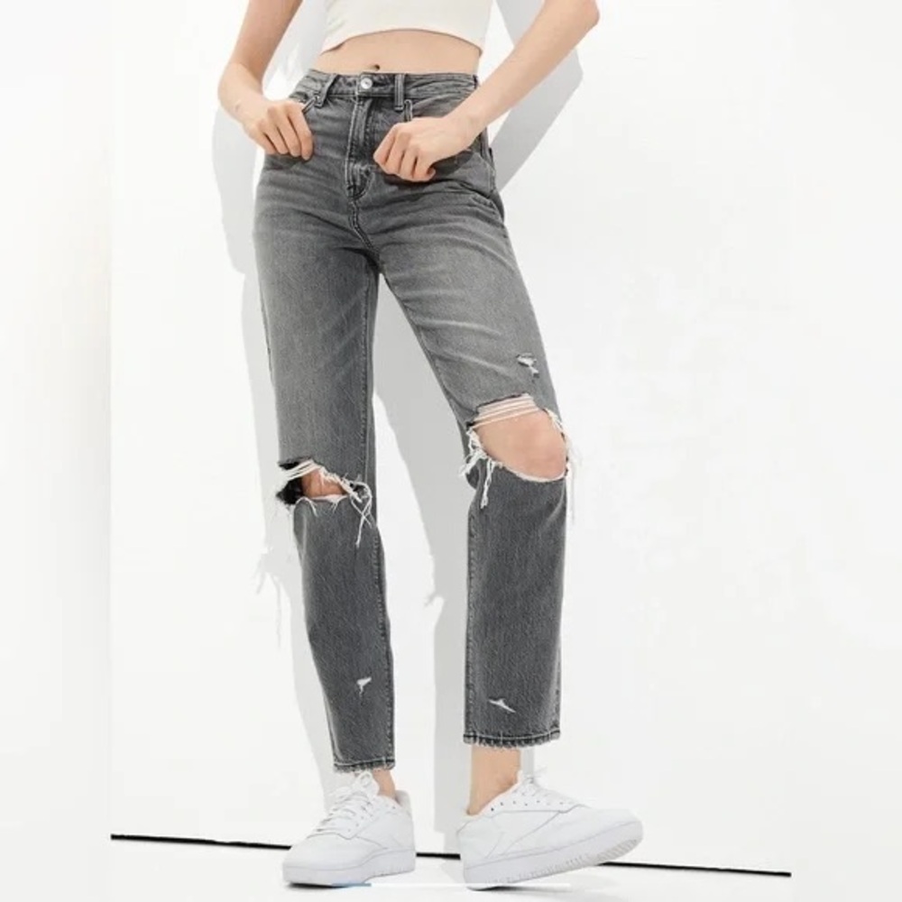 NWT American Eagle Comfort Stretch Waistband Highest Rise Mom Jean 3619 Size 16